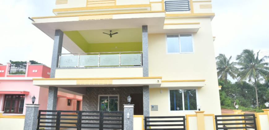 5 cents 2000 sq ft house at Kulshekar 95 lakhs