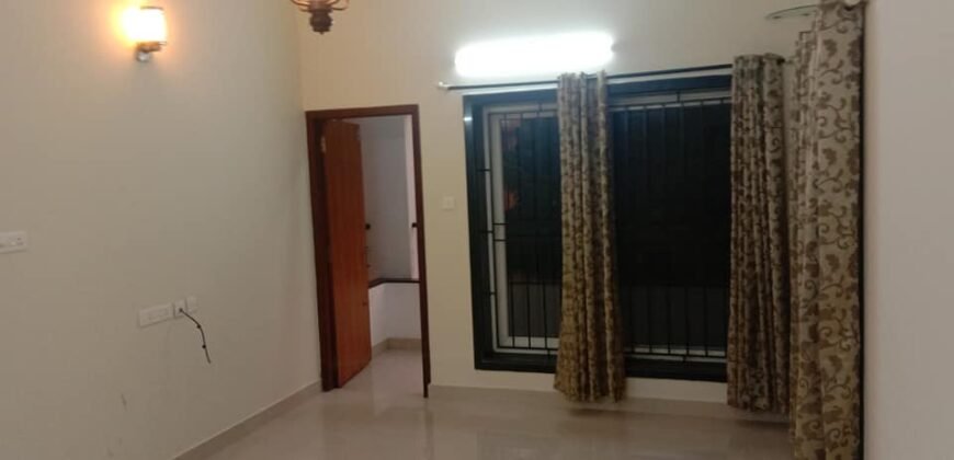 3 bhk flat at Ballalbagh, Mangalore 80 lakhs