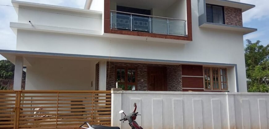 House at Valencia, Mangalore 85 lakhs
