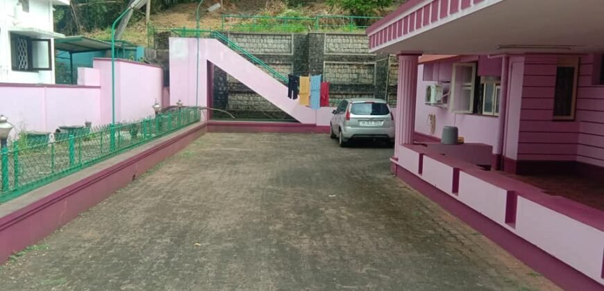 House for Sale at Nagoori , Mangalore 2Cr