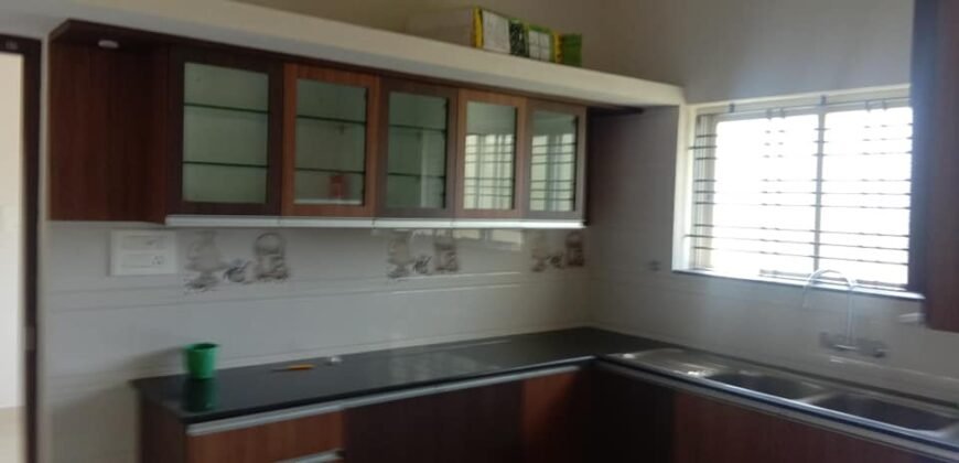 House at Meramajal,Mangalore 1.10 cr