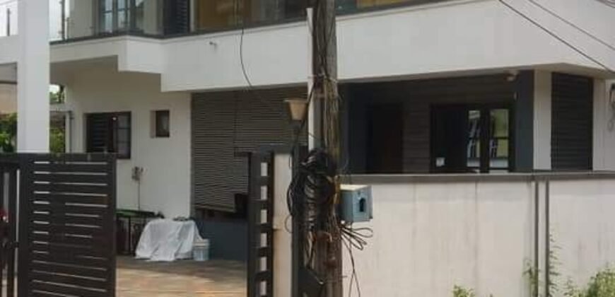 house at Morgangate, Mangalore. 2.75cr