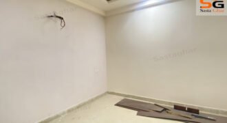 3 Bhk flat in South Delhi