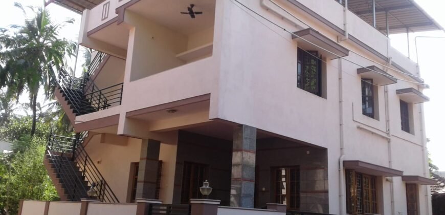 House at Kodialbail, Mangalore 1.6cr