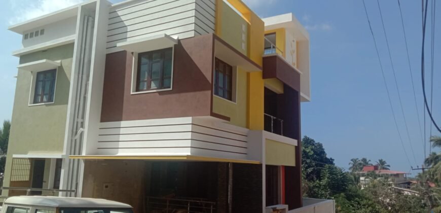 House at Kavoor 86lakhs