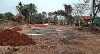 8 cents plot at Yeyyadi 11 lakhs per cent