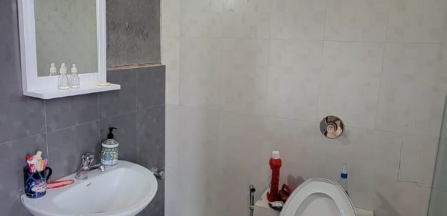 4 bhk luxury flat at Blueberryhill 1.20cr
