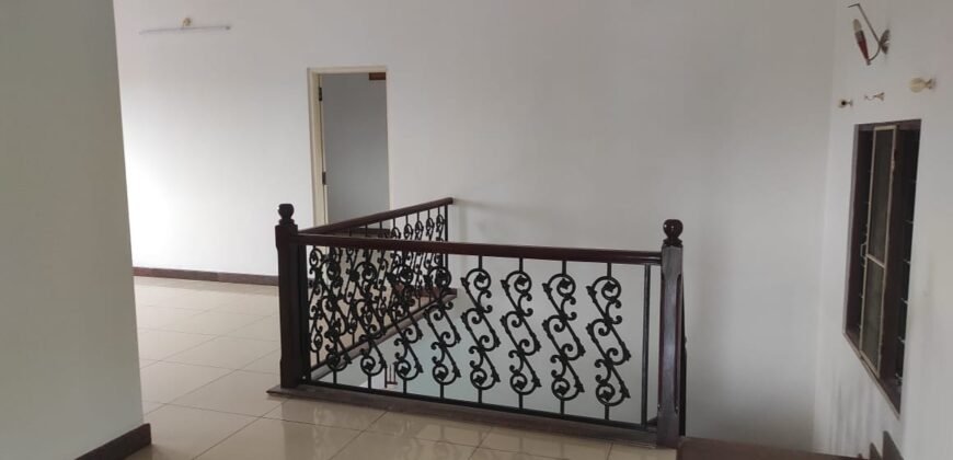 5 bhk house at Kadri 1.70 cr