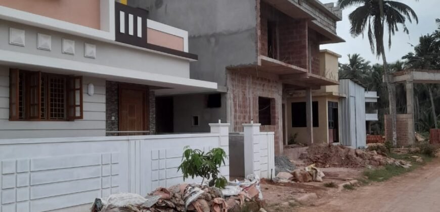 House at Marakada 80 lakhs