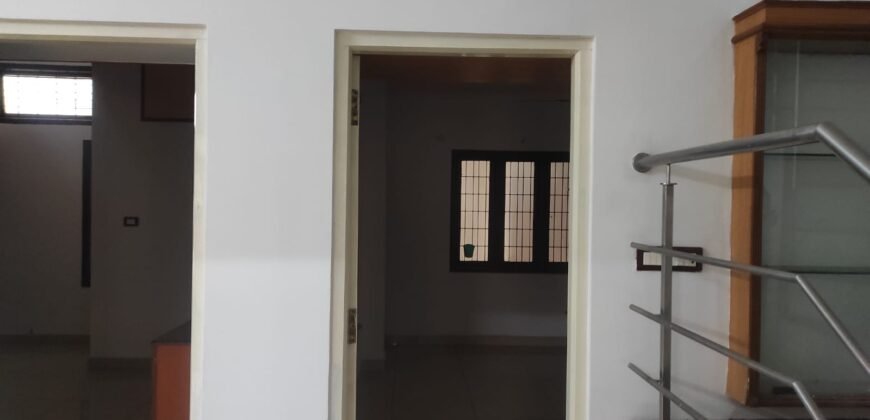 5 bhk house at Kadri 1.70 cr