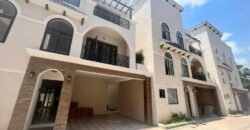 FOR SALE !!! 4BHK Villa with lift Beachside, ECR Akkarai Chennai