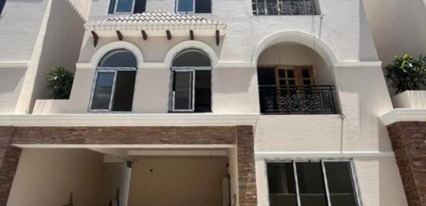 4BHK Villa with lift