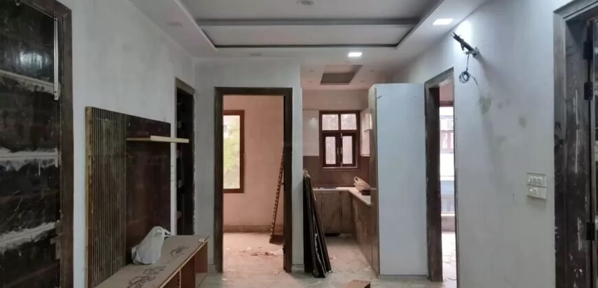 3 BHK Independent Floor for sale in Rohini, Delhi with modern-day amenities