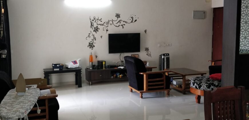 A Fully furnished 3bhk Flat in Bondel for sale.