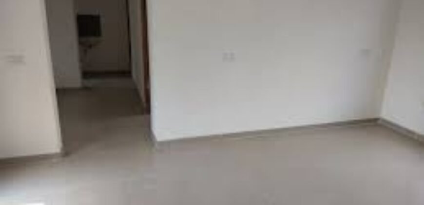 3 Bhk flats are available at Delhi