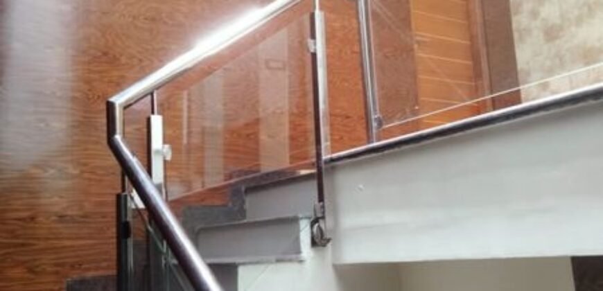 5 BHK . Full duplex building.